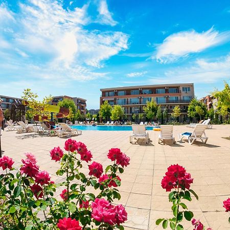 Holiday Garden Resort Sunny Beach Ngoại thất bức ảnh