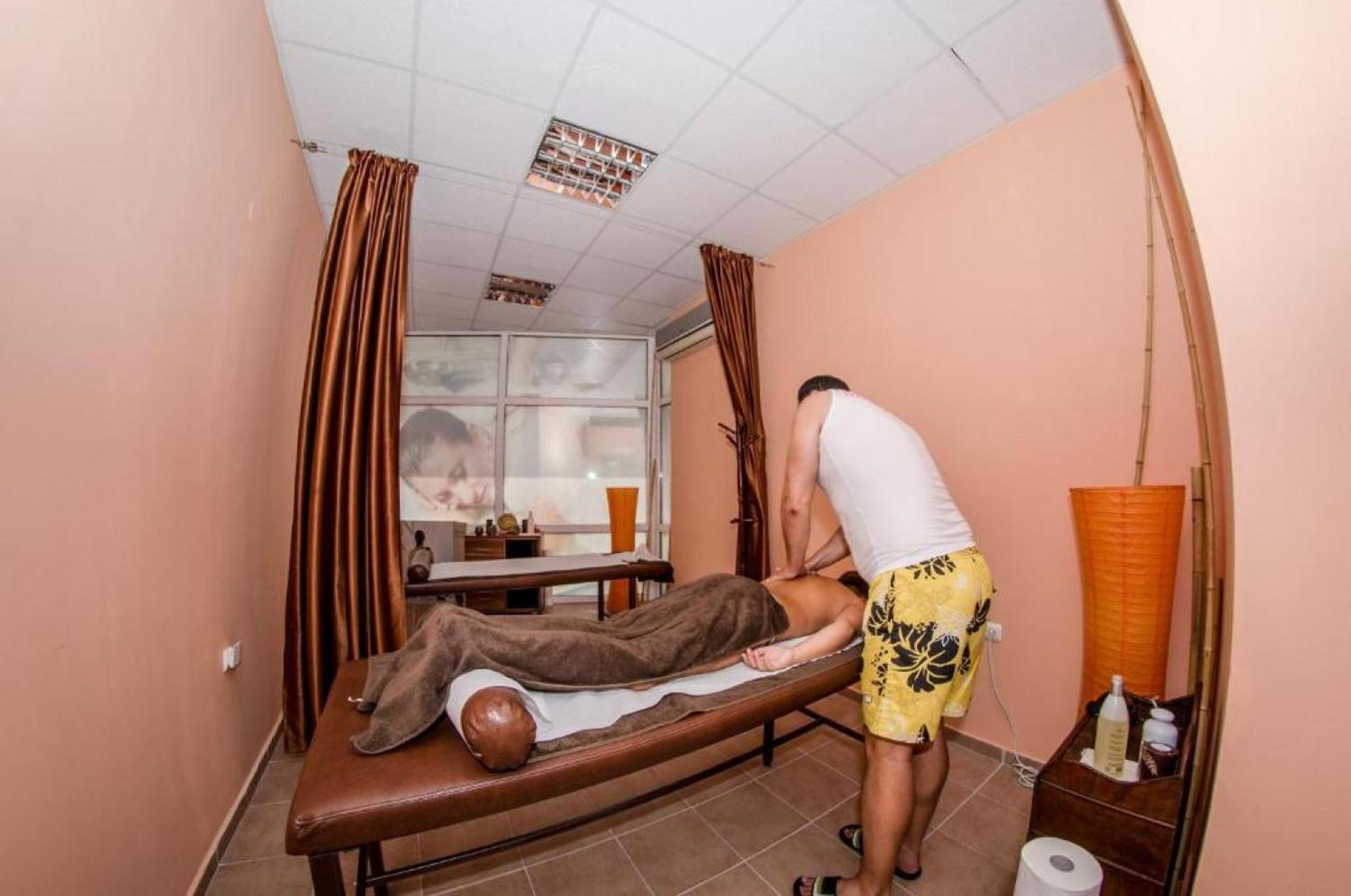 Holiday Garden Resort Sunny Beach Ngoại thất bức ảnh